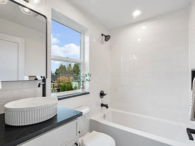 3054 Fairmount Ave SW — Photo 11