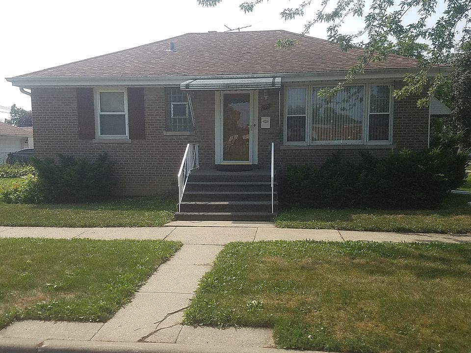 1st image of 2501 S 18th Ave