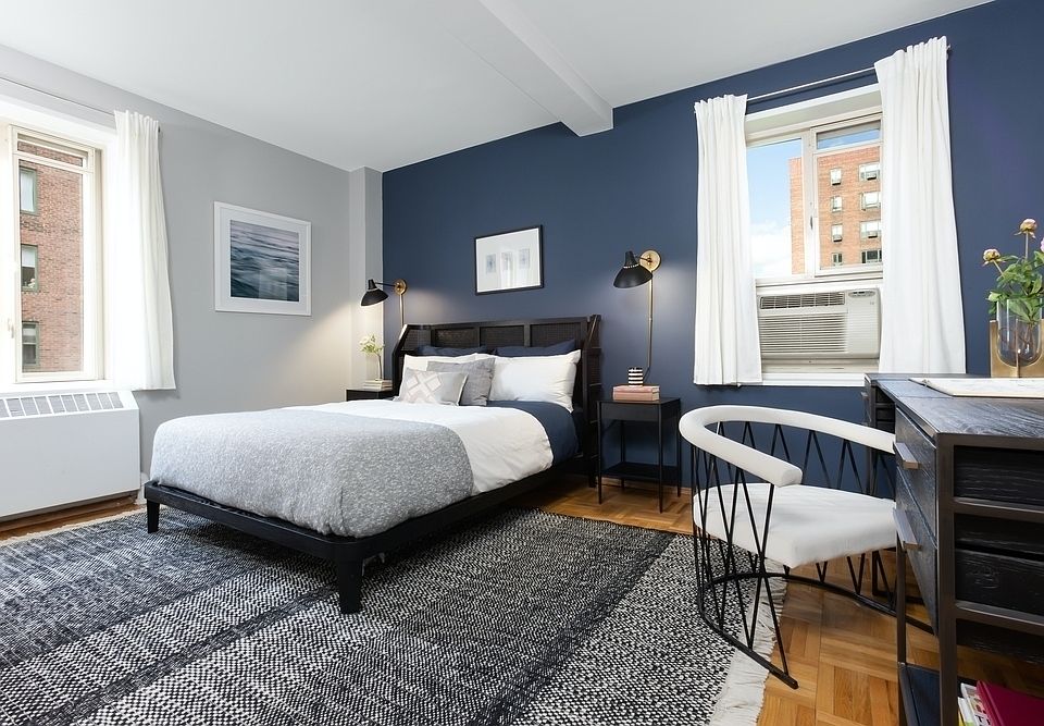 1st image of 21 Stuyvesant Oval APT 5B