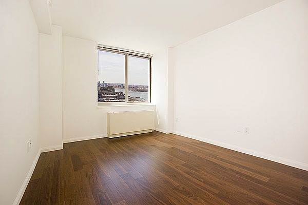 1st image of 561 10th Ave APT 26g