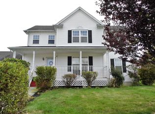 14 Van Scoy Rd, Poughquag, NY 12570