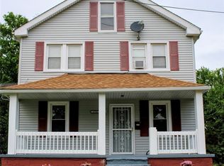 1733 Robindale St, Wickliffe, OH 44092