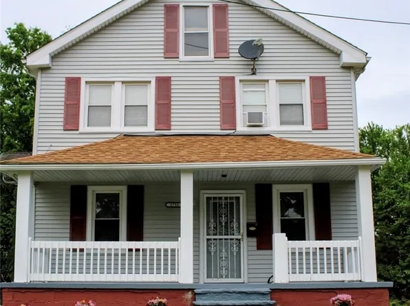1733 Robindale St, Wickliffe, OH 44092