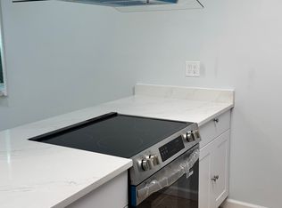 9913 Old Georgetown Rd #2, Bethesda, MD 20814