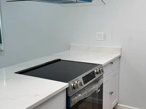 9913 Old Georgetown Rd #2, Bethesda, MD 20814