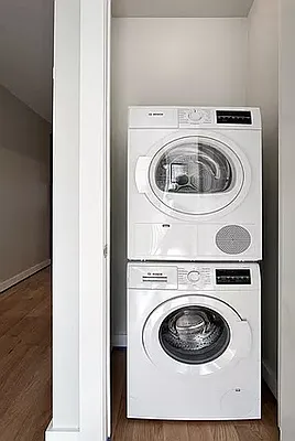 Rented by Nooklyn NYC LLC | media 21