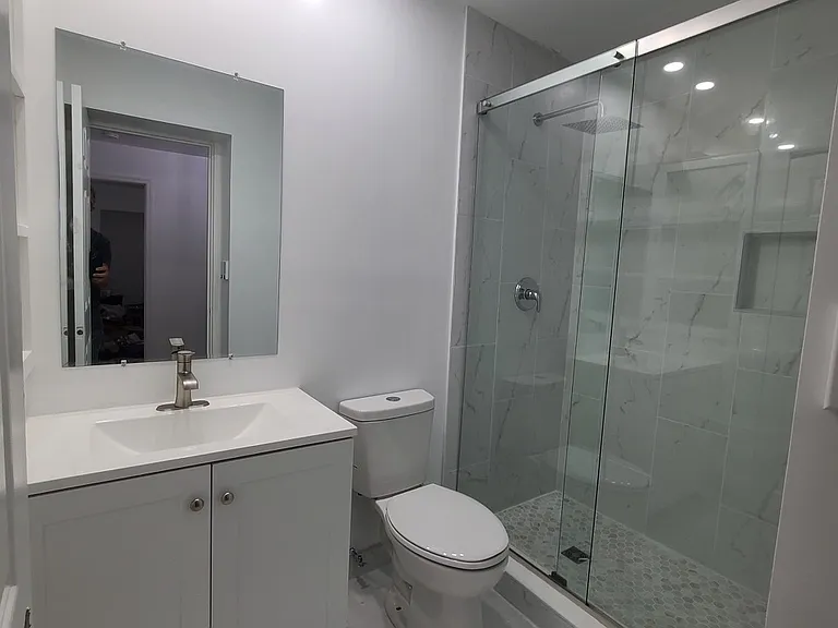 3031 NE Savannah Rd #2 — Photo 4