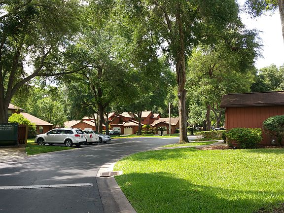 4th image of 2701 Ne 10 St #505