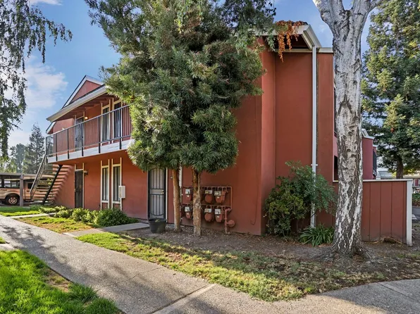 3702 W Benjamin Holt Dr APT 21, Stockton, CA 95219