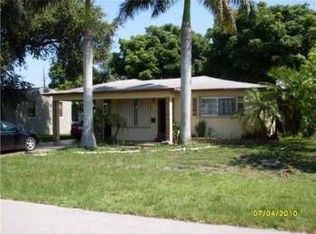 6829 SW 11th St, Pembroke Pines, FL 33023