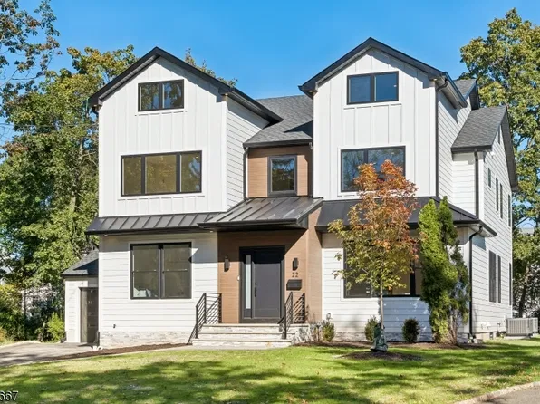 22 Reeve Cir, Millburn Twp., NJ 07041