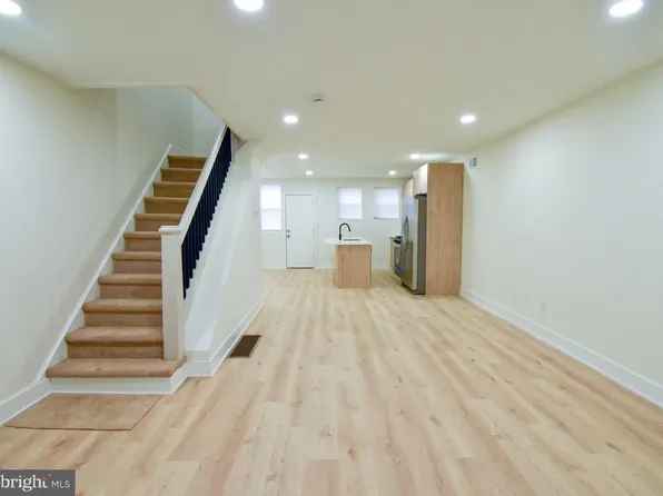 5814 Crittenden St, Philadelphia, PA 19138