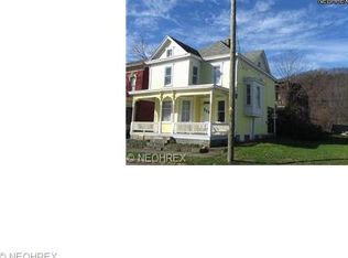 411 Riverside Ave, Wellsville, OH 43968