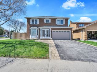 120 Harvest Moon Dr, Markham, ON L3R 4M4