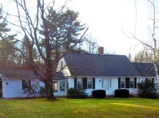 263 N Main St, Petersham, MA 01366