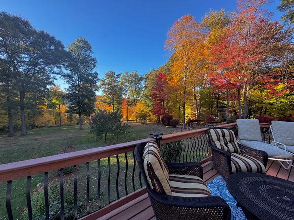 78 Russellville Rd, Southampton, MA 01073