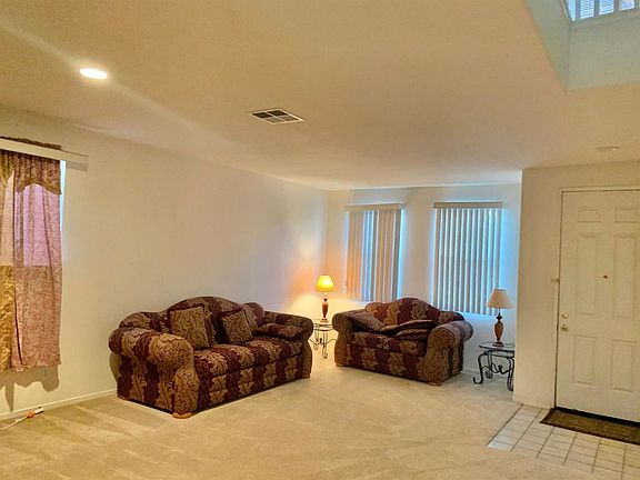 3rd image of 8644 Evans Dr
