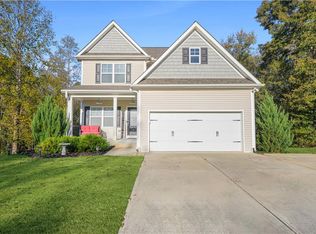 139 Meadow Lake Dr, Commerce, GA 30530