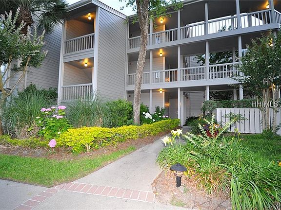 5th image of 73 Skull Creek Dr #306