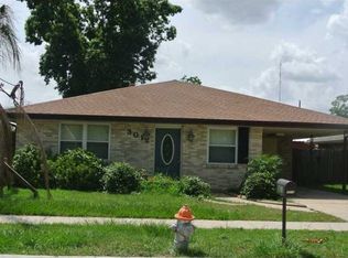 3012 Chalona Dr, Chalmette, LA 70043