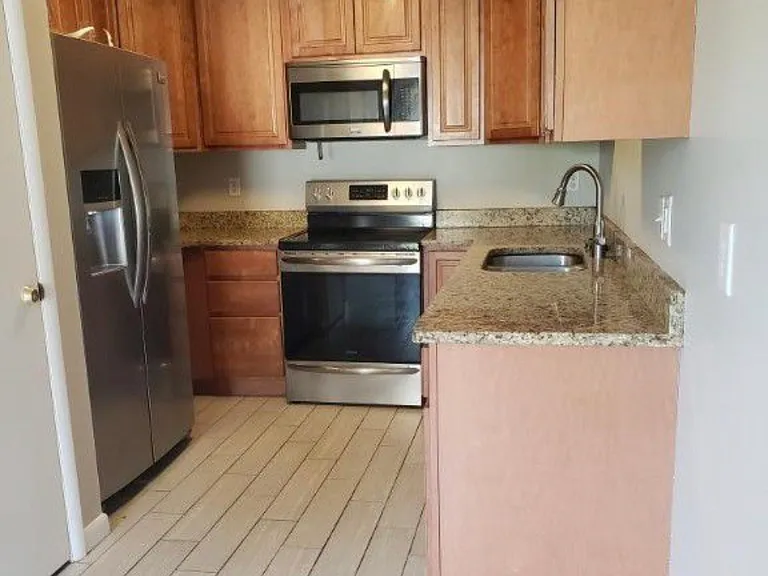 7324 Van Grayson Loop — Photo 4