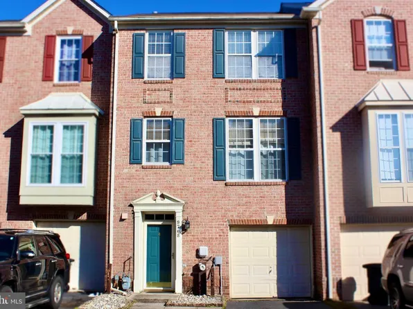 9708 Redwing Dr, Perry Hall, MD 21128