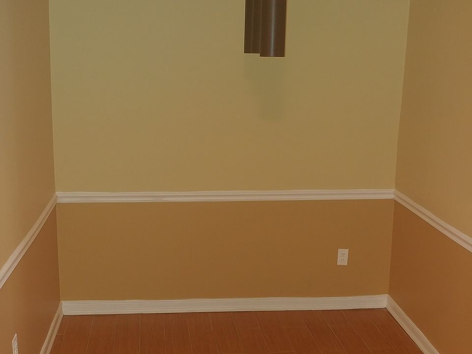1st image of 1422 E 95th St #1