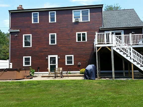 5th image of 113 Garden St