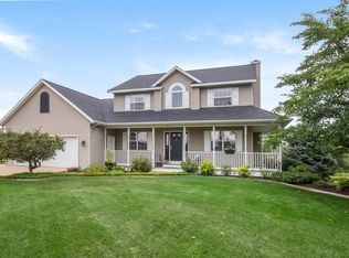 8191 Tipperary Trl SE, Alto, MI