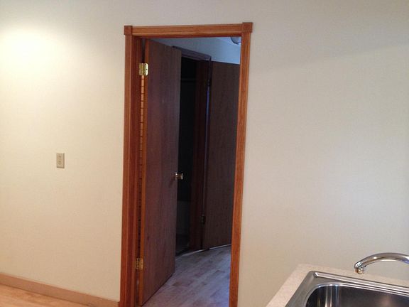 4th image of 352 E Wabasha St #Down