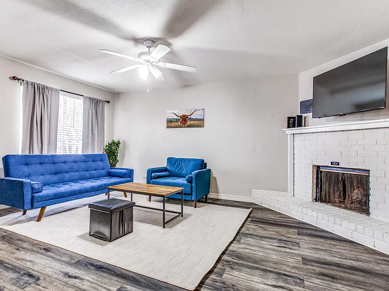 6759 Trail Lake Dr — Photo 9