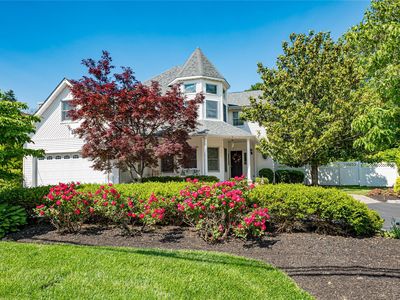11 Aron Street, Smithtown, NY, 11787