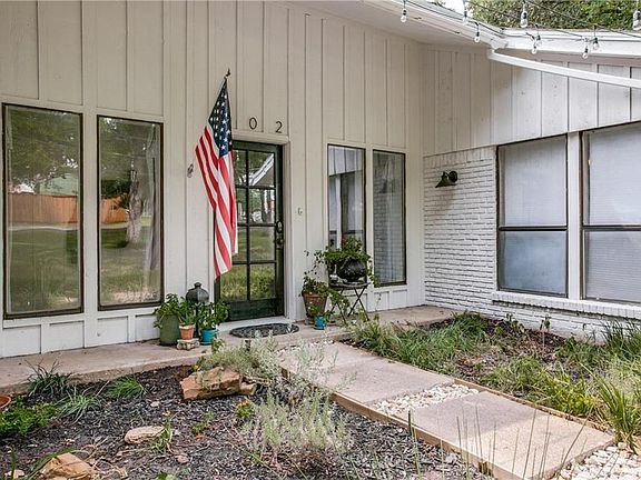 5th image of 902 Timber Creek Dr