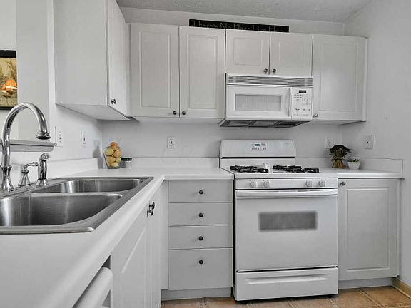 4th image of 5697 Blendonridge Dr