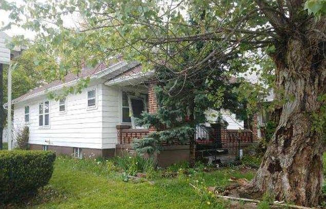 2nd image of 237 Brooklyn Ave
