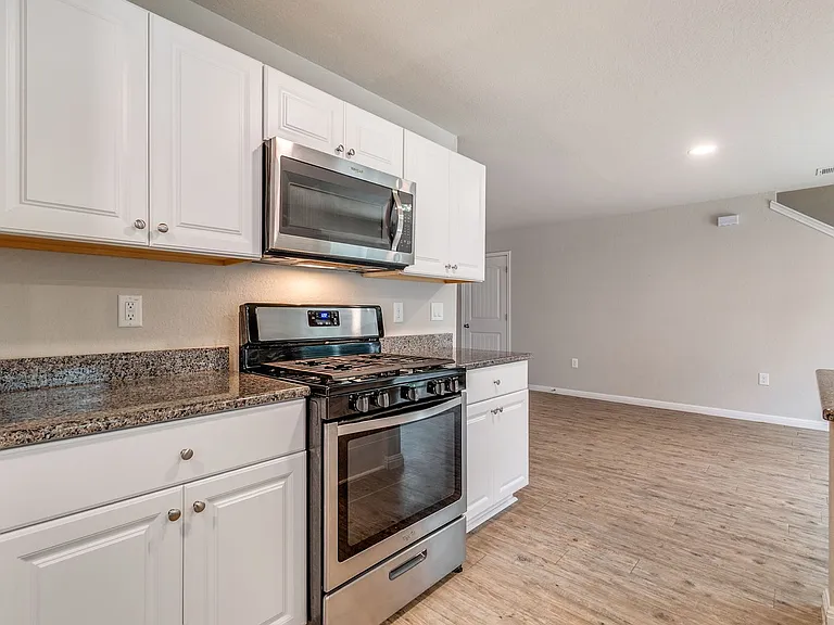 10302 Relic Oaks — Photo 13