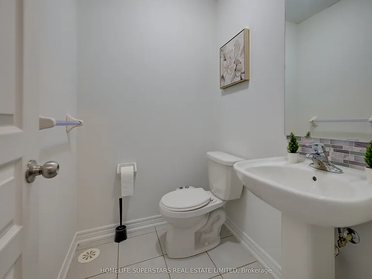 9 Aspen Hills Rd #40 — Photo 24