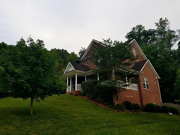 5th image of 2211 Berrywood Dr