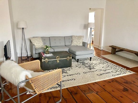2nd image of 407 Sackett St APT 2