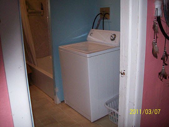 5th image of 1361 Willard Ave S