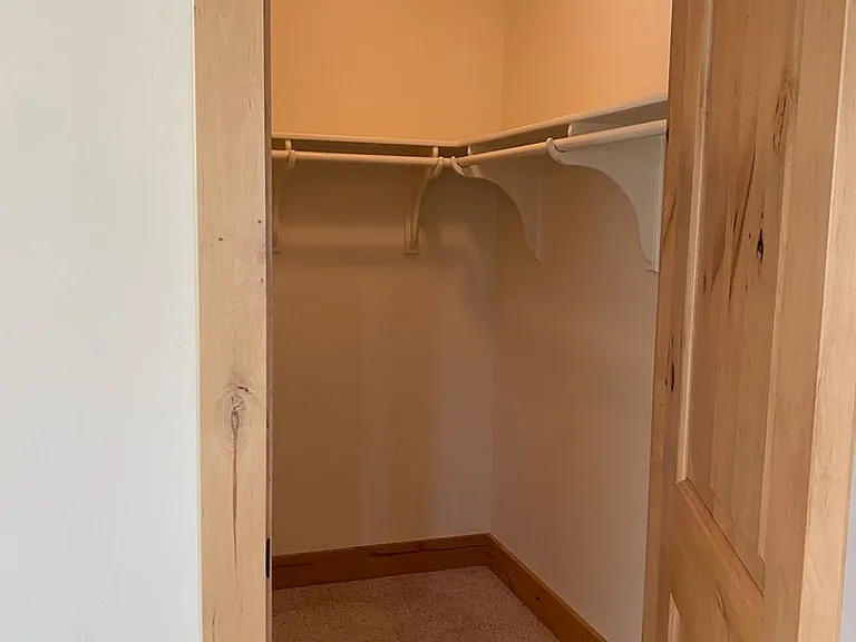 823 Eagles Rest Dr — Photo 14