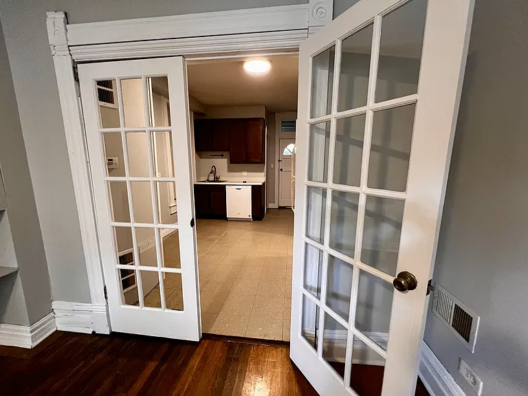 1811 W Cortland St #G-1 — Photo 6