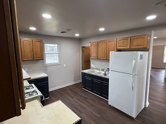 3rd image of 3101 Wade Ave Unit 1