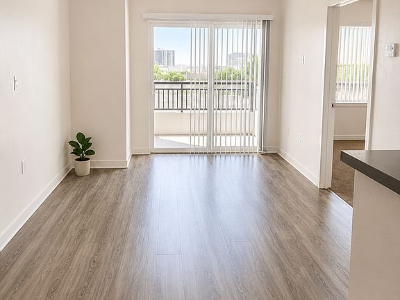 5th image of 5762 Morley St APT 208