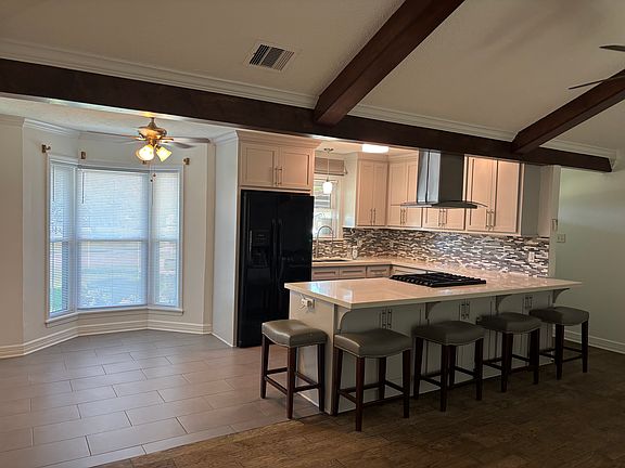 5th image of 14714 Anoka Ct