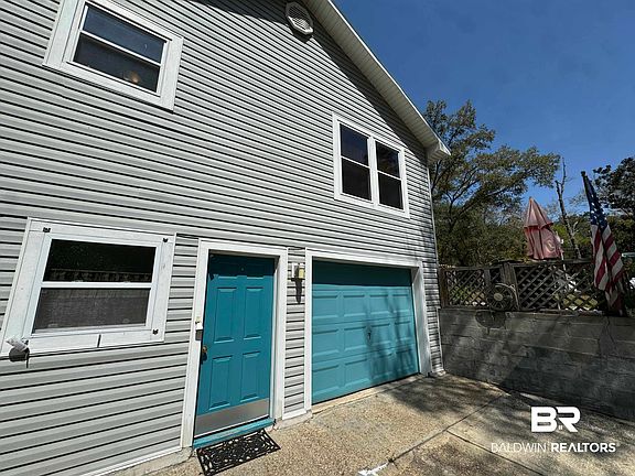 4th image of 2581 Spanish Cove Dr