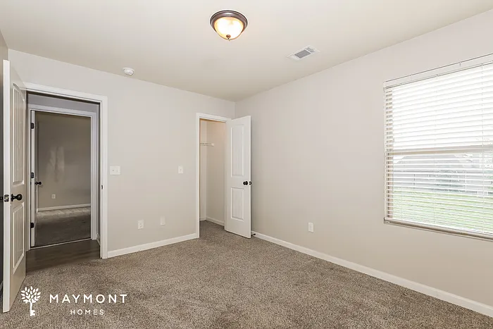 424 Concord Ter — Photo 11