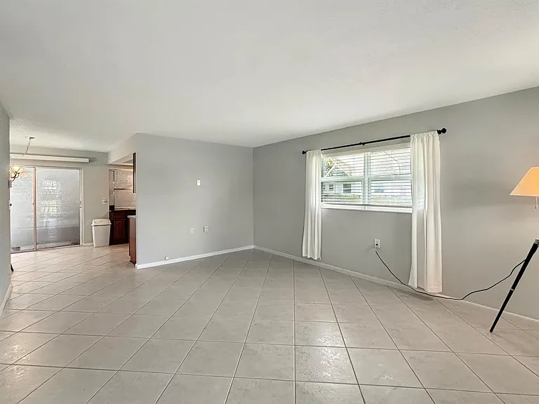 3154 Meridian Way S #6 — Photo 13