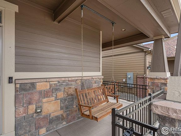 2nd image of 828 Crooked Creek Way