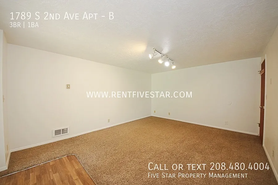 Spacious 3 Bedroom Apartment in University Area! — Photo 3